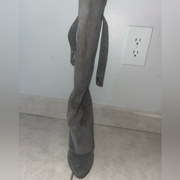 Shark Lock Boot - Picture 6 of 15